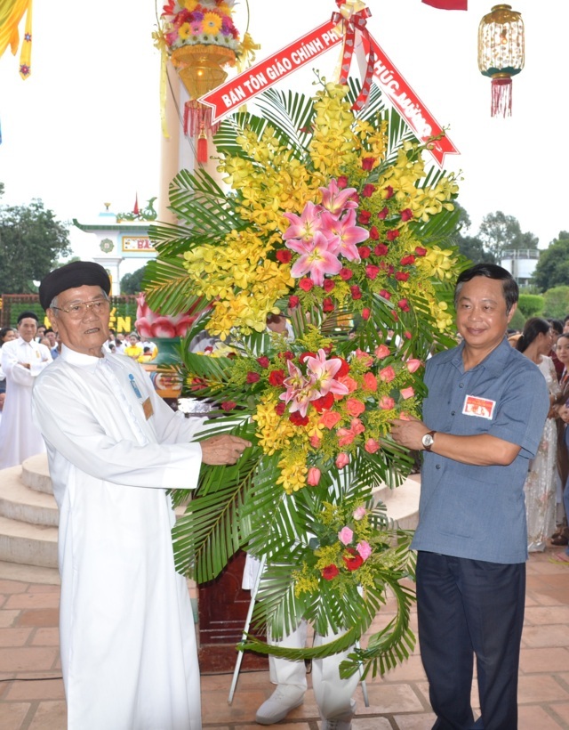 Cao dai Tay Ninh Church celebrates Yen Dieu Tri Cung festival 2014